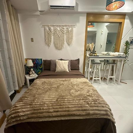 Cozy Place With City View At Greenbelt Makati Manila Bagian luar foto