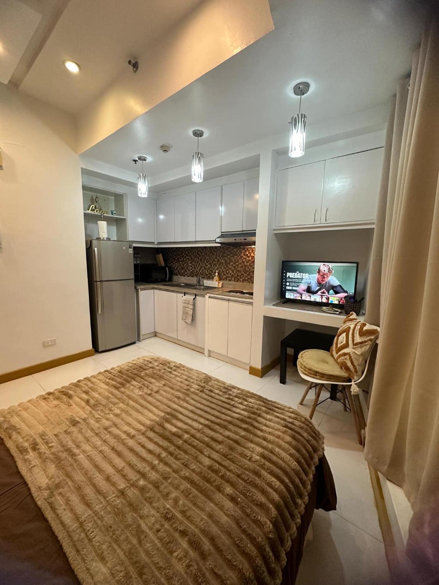 Cozy Place With City View At Greenbelt Makati Manila Bagian luar foto